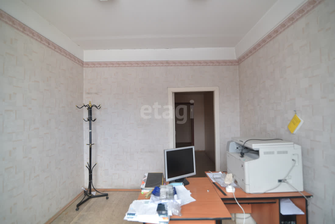 Аренда коммерческой недвижимости, 556м <sup>2</sup>, Южно-Сахалинск, Сахалинская область,  Южно-Сахалинск