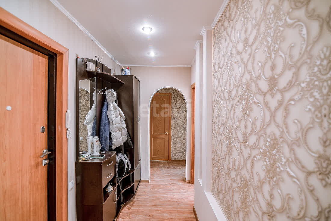 Продажа 2-комнатной квартиры, Южно-Сахалинск, Сахалинская область,  Южно-Сахалинск