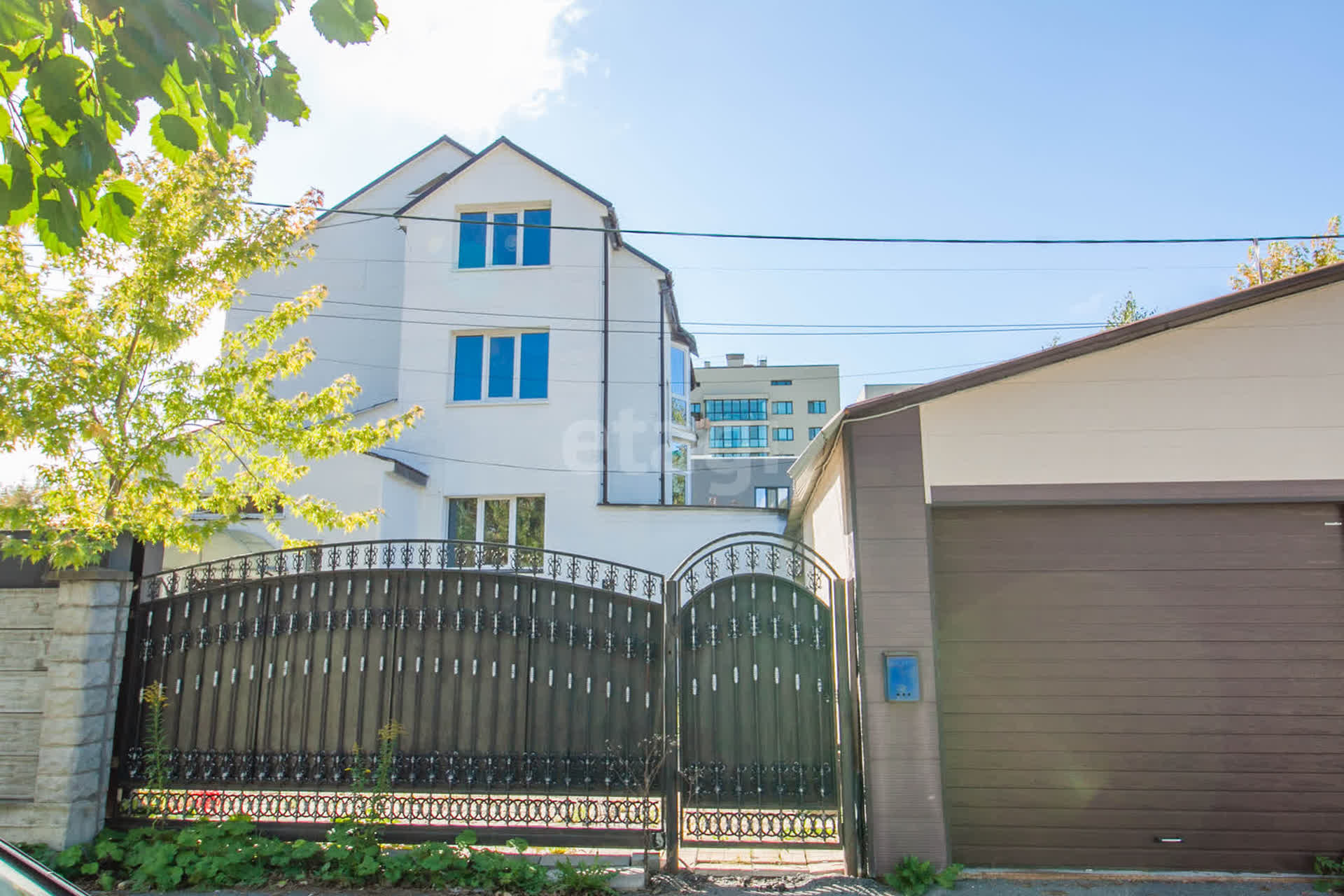 Продажа дома, 305м <sup>2</sup>, 9 сот., Южно-Сахалинск, Сахалинская область,  