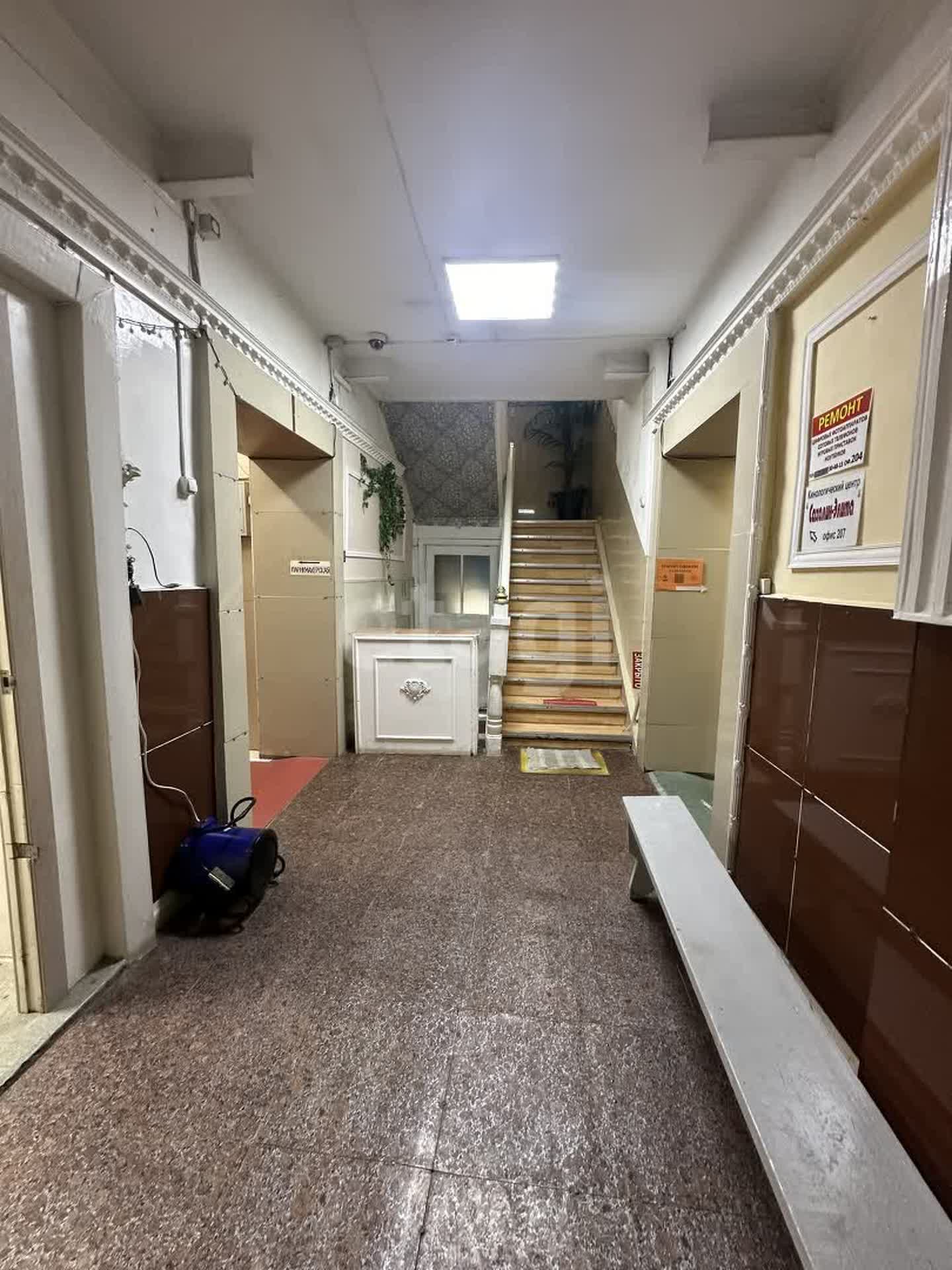 Продажа коммерческой недвижимости, 350м <sup>2</sup>, Южно-Сахалинск, Сахалинская область,  Южно-Сахалинск