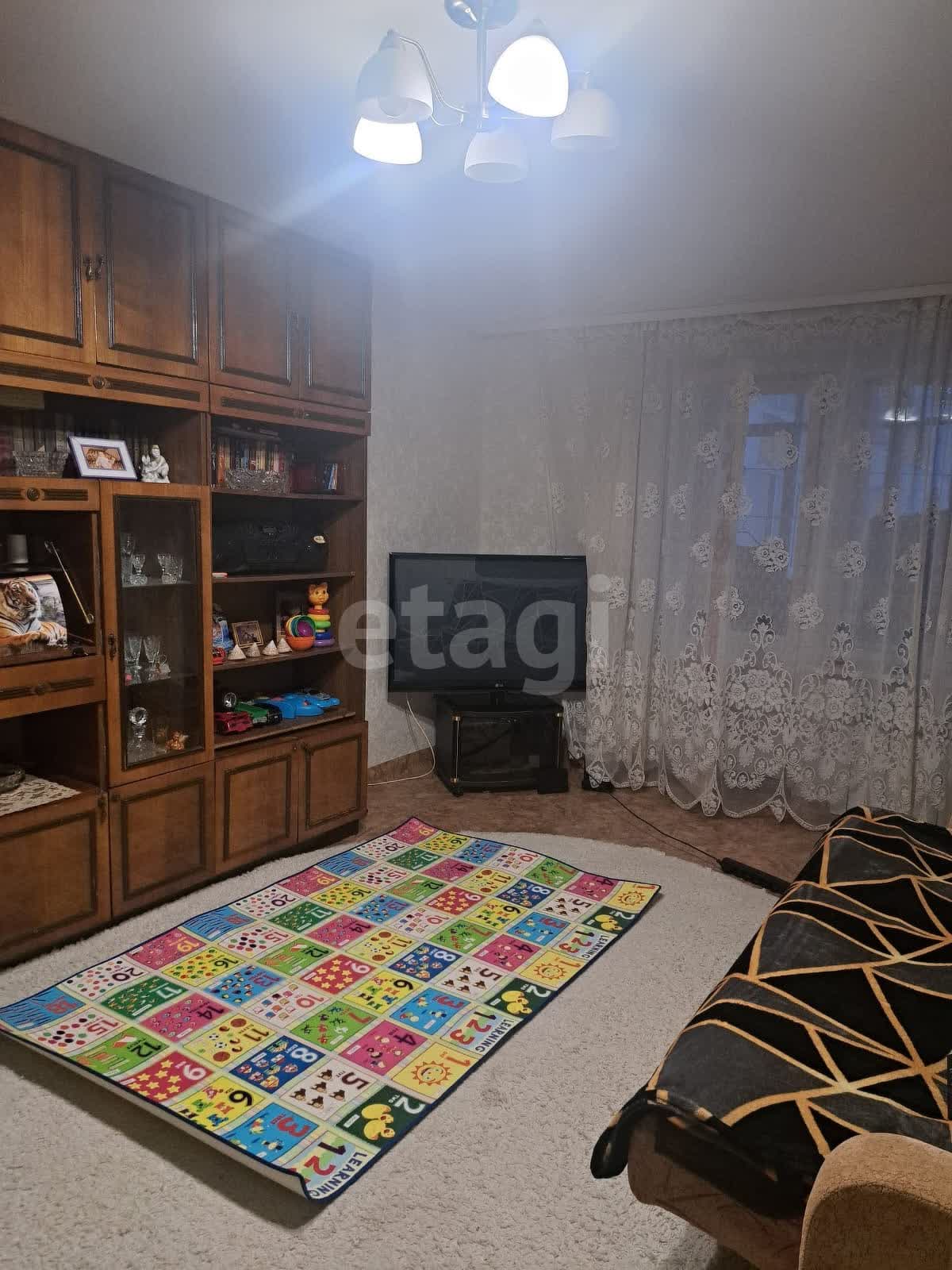 Продажа 3-комнатной квартиры, Южно-Сахалинск, Сахалинская область,  Южно-Сахалинск