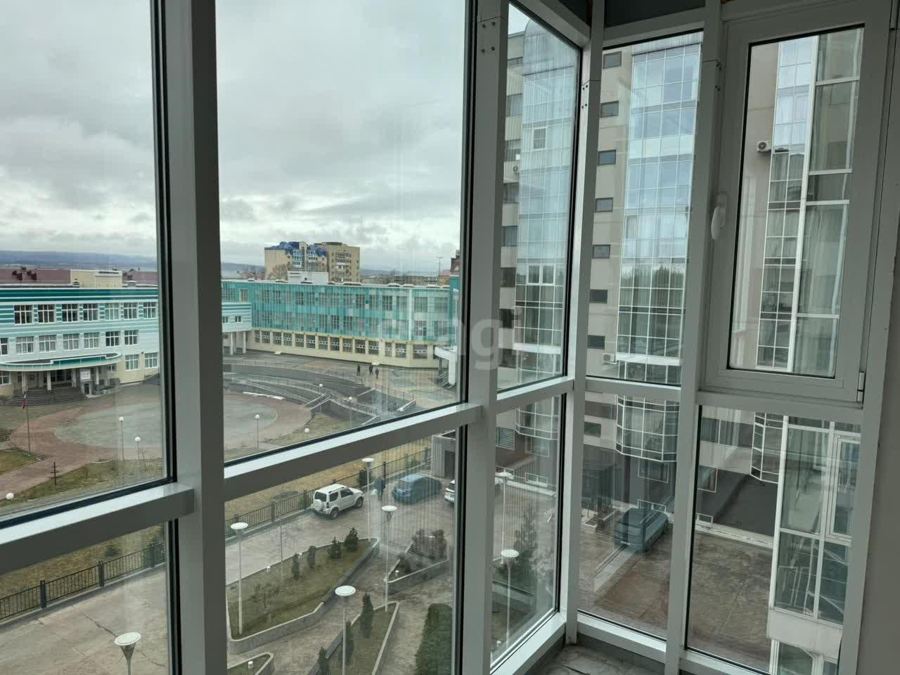 Продажа 4-комнатной квартиры, Южно-Сахалинск, Сахалинская область,  Южно-Сахалинск