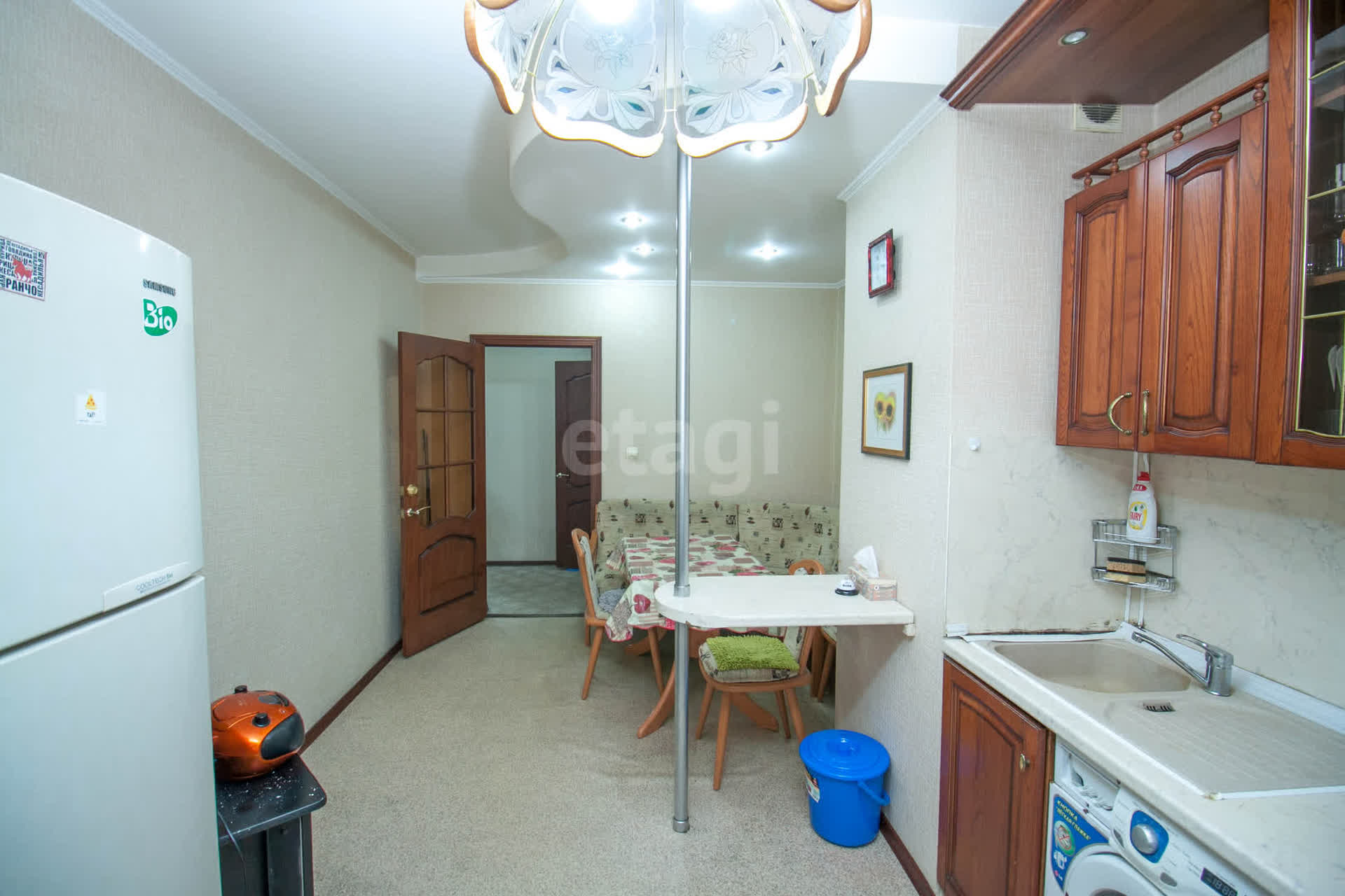 Продажа 4-комнатной квартиры, Южно-Сахалинск, Сахалинская область,  Южно-Сахалинск