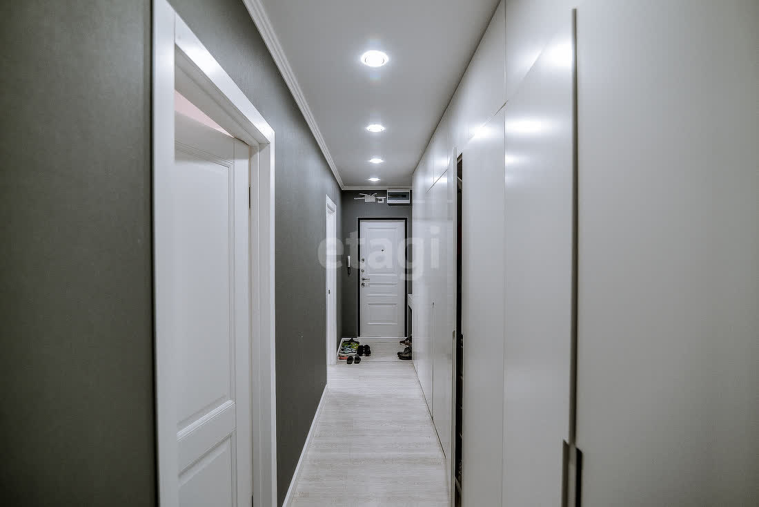 Продажа 3-комнатной квартиры, Южно-Сахалинск, Сахалинская область,  Южно-Сахалинск