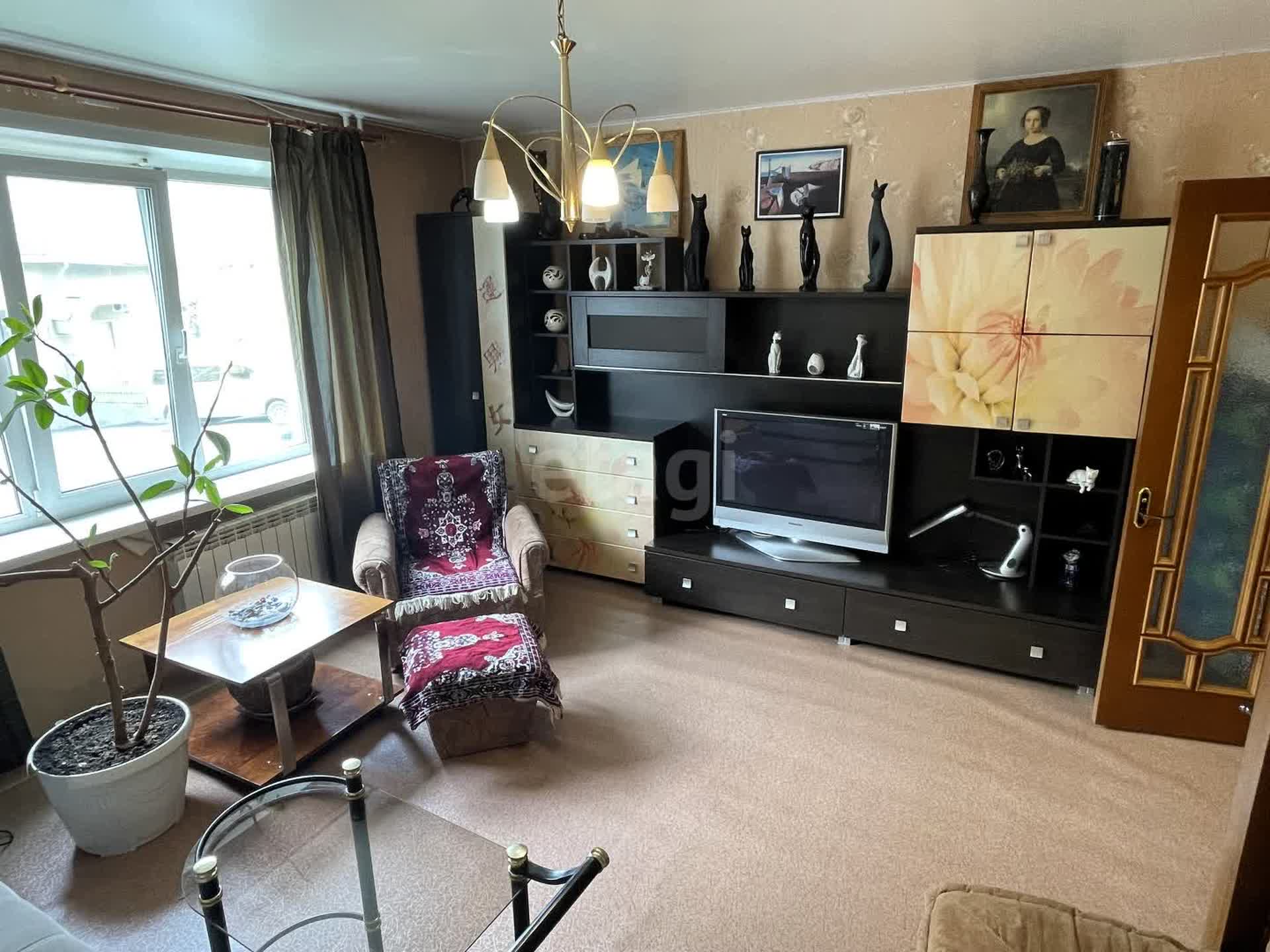 Продажа 2-комнатной квартиры, Южно-Сахалинск, Сахалинская область,  Южно-Сахалинск