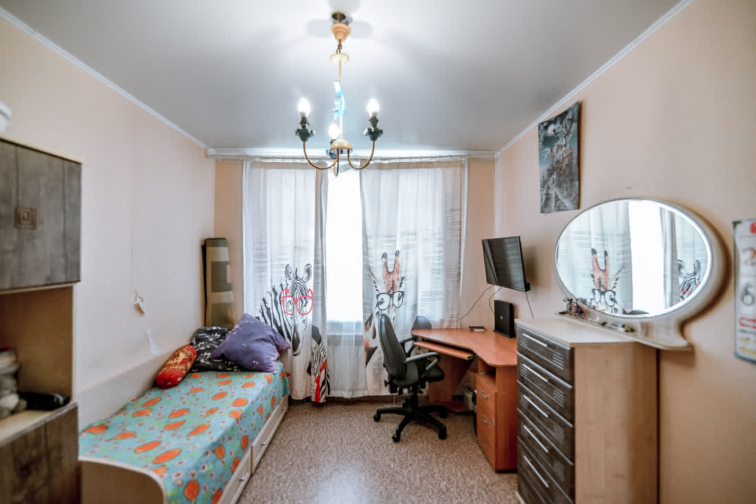 Продажа 2-комнатной квартиры, Южно-Сахалинск, Сахалинская область,  Южно-Сахалинск