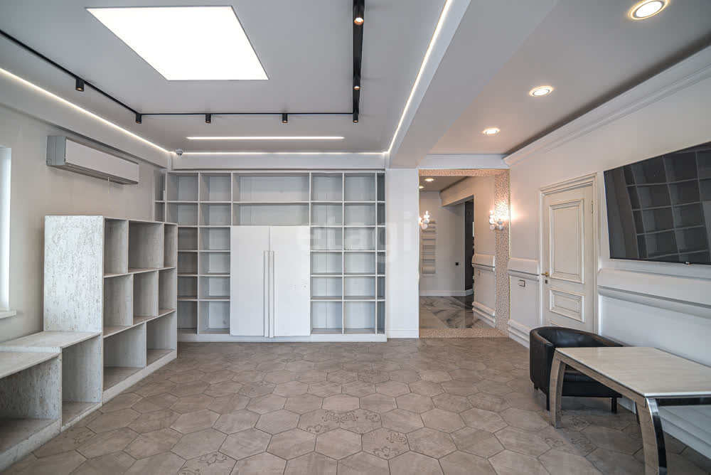 Аренда коммерческой недвижимости, 117м <sup>2</sup>, Южно-Сахалинск, Сахалинская область,  Южно-Сахалинск