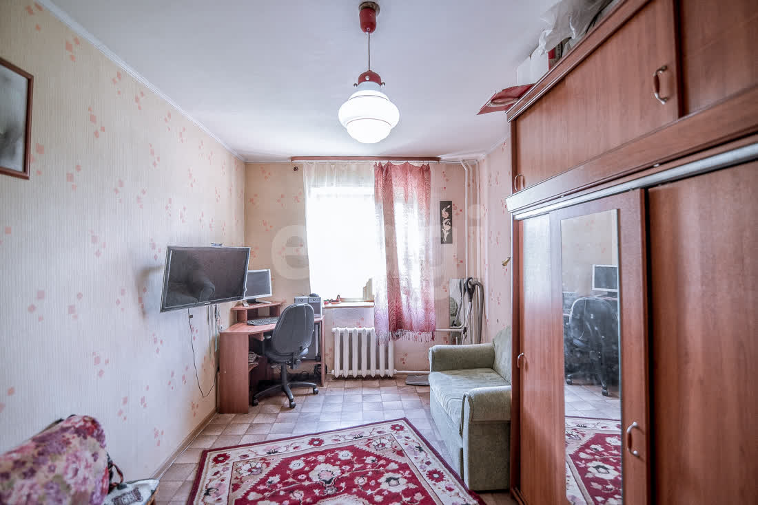 Продажа 2-комнатной квартиры, Южно-Сахалинск, Сахалинская область,  Южно-Сахалинск