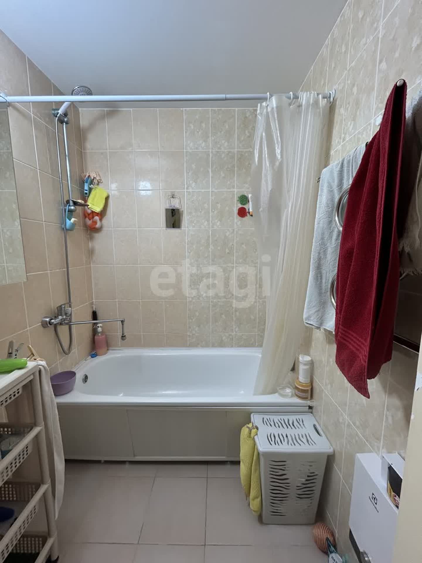 Продажа 2-комнатной квартиры, Южно-Сахалинск, Сахалинская область,  Южно-Сахалинск