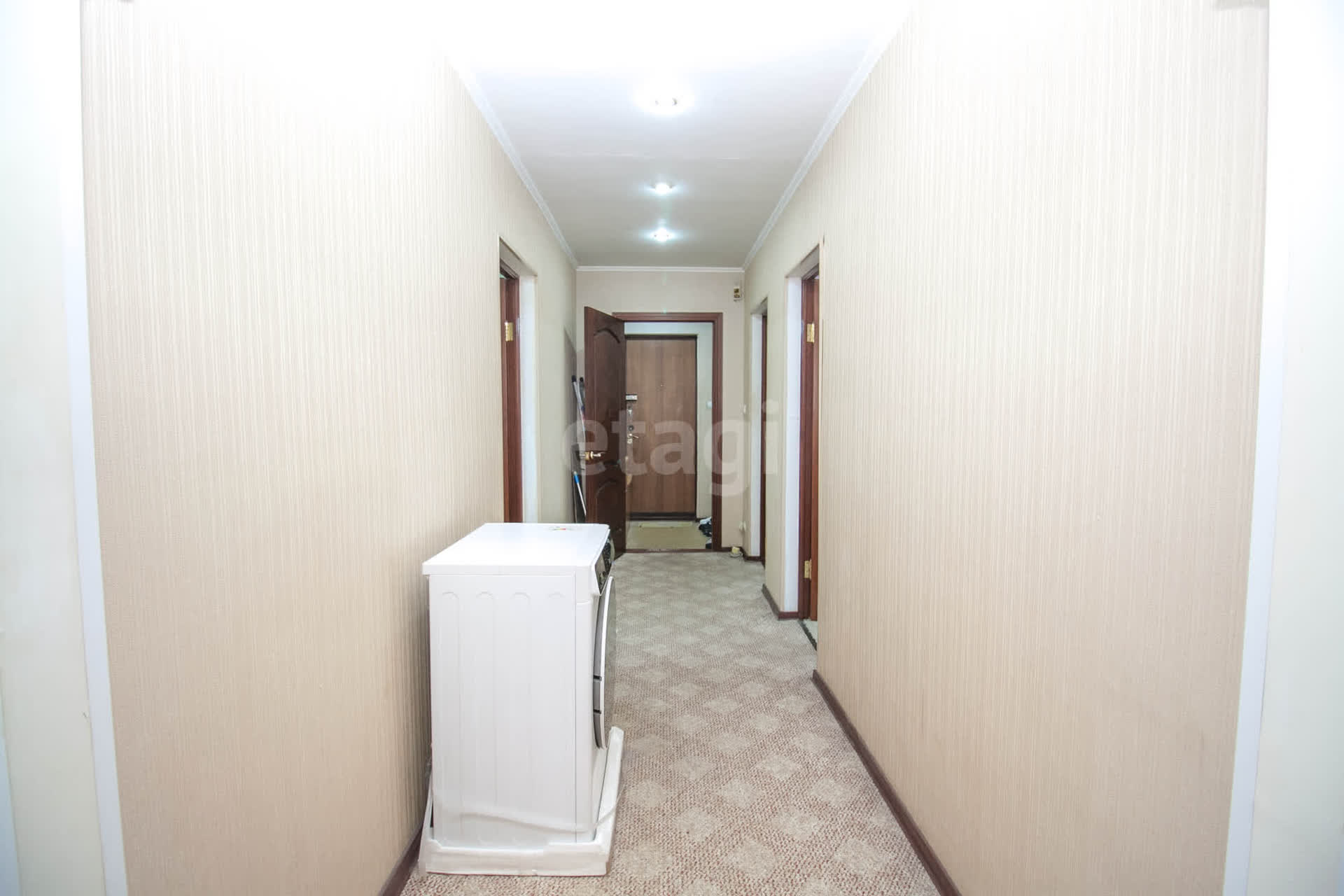 Продажа 4-комнатной квартиры, Южно-Сахалинск, Сахалинская область,  Южно-Сахалинск