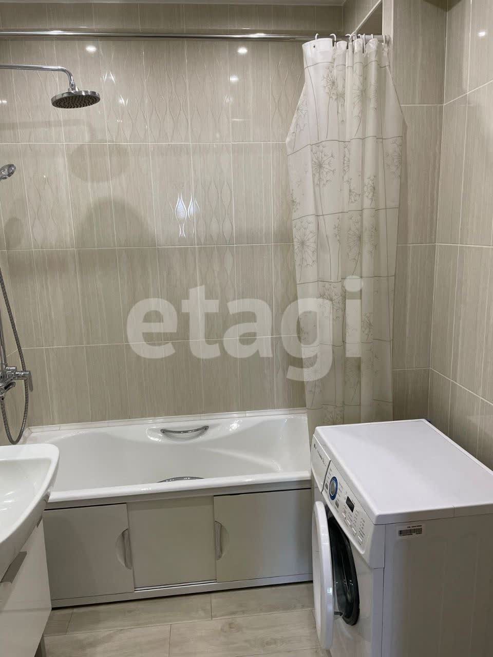 Продажа 3-комнатной квартиры, Улан-Удэ, Республика Бурятия,  Улан-Удэ