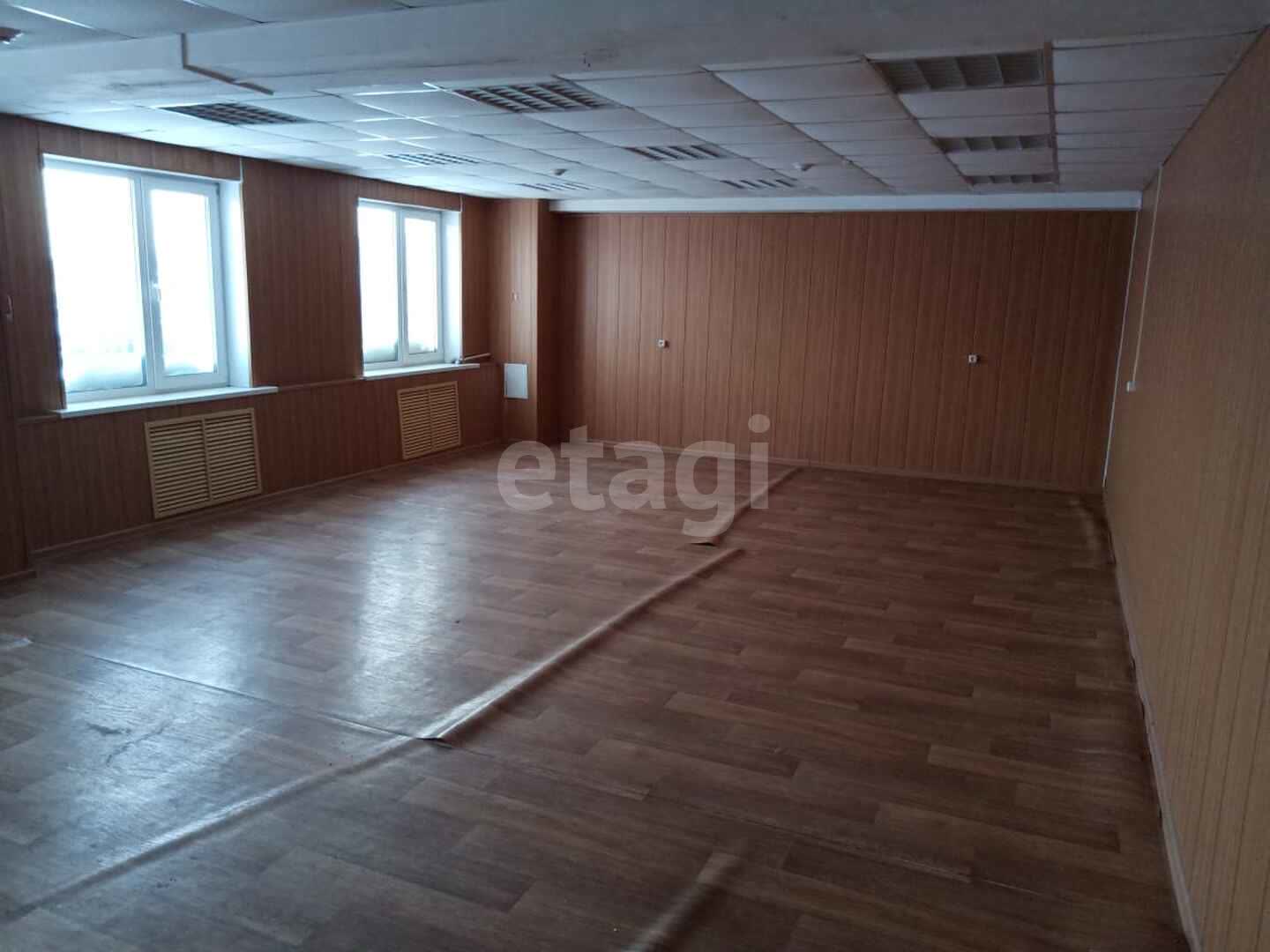 Продажа коммерческой недвижимости, 3780м <sup>2</sup>, Новый Уренгой, Ямало-Ненецкий АО,  Уренгой