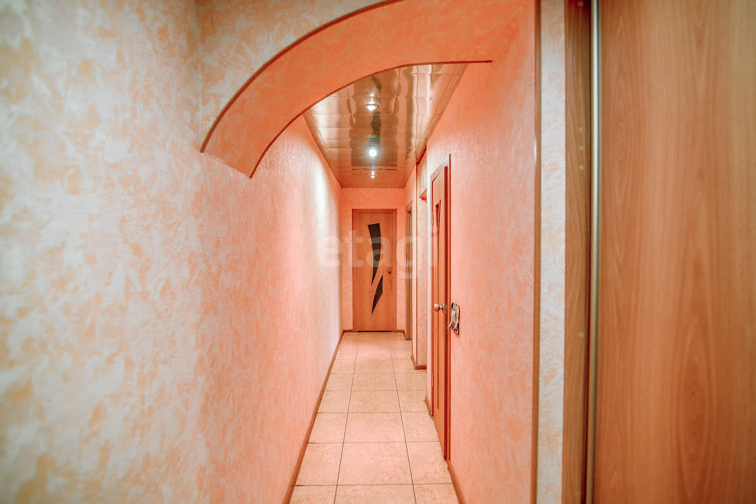 Продажа 4-комнатной квартиры, Южно-Сахалинск, Сахалинская область,  Южно-Сахалинск