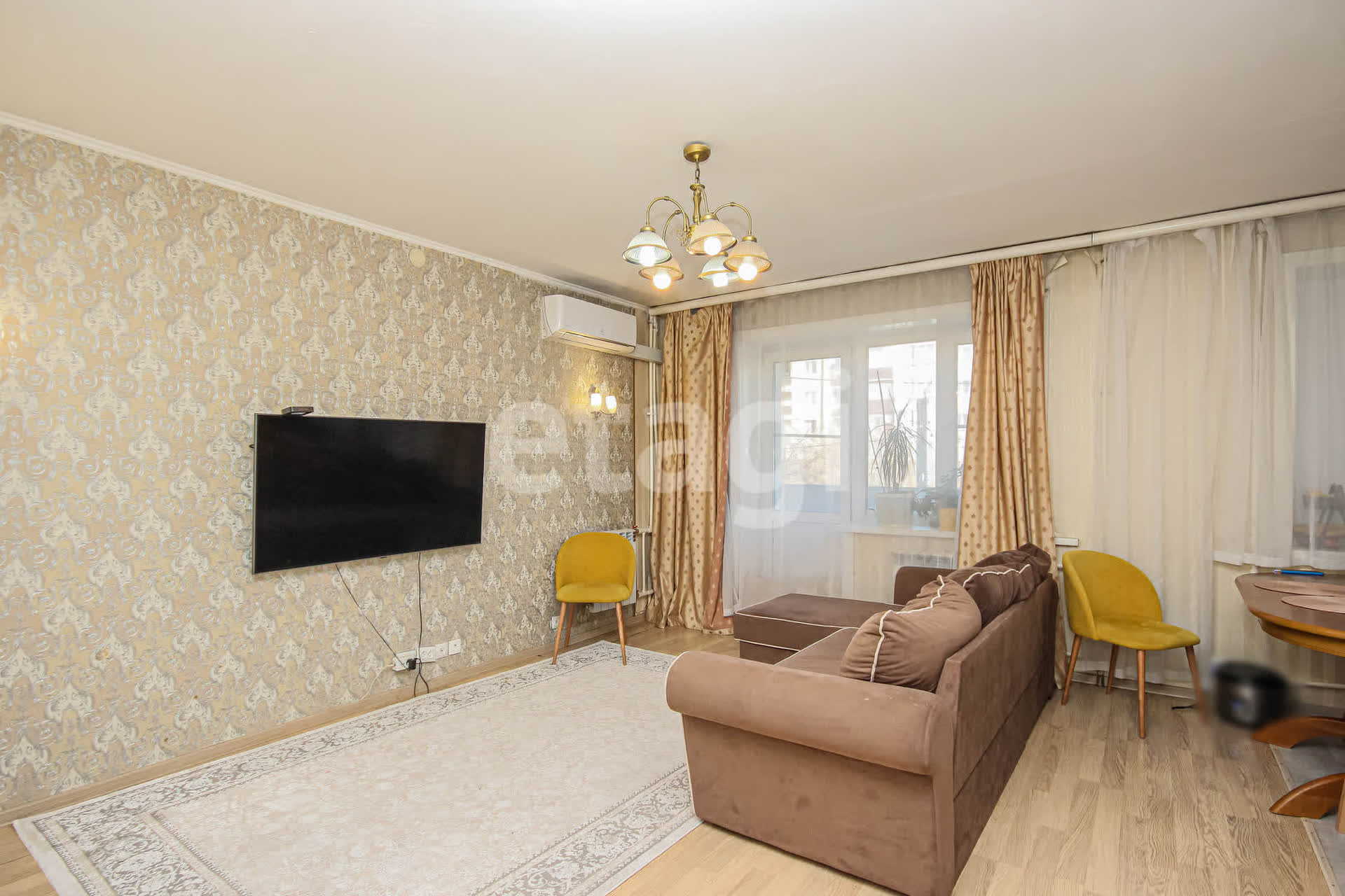 Продажа 4-комнатной квартиры, Улан-Удэ, Республика Бурятия,  Улан-Удэ