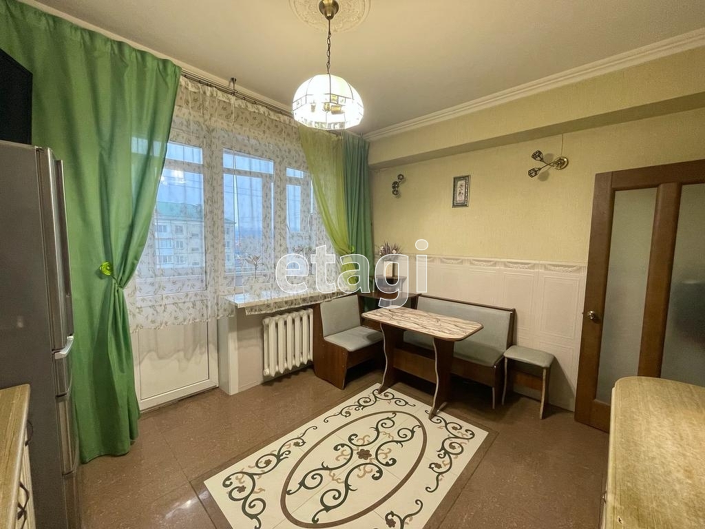 Продажа 3-комнатной квартиры, Южно-Сахалинск, Сахалинская область,  Южно-Сахалинск