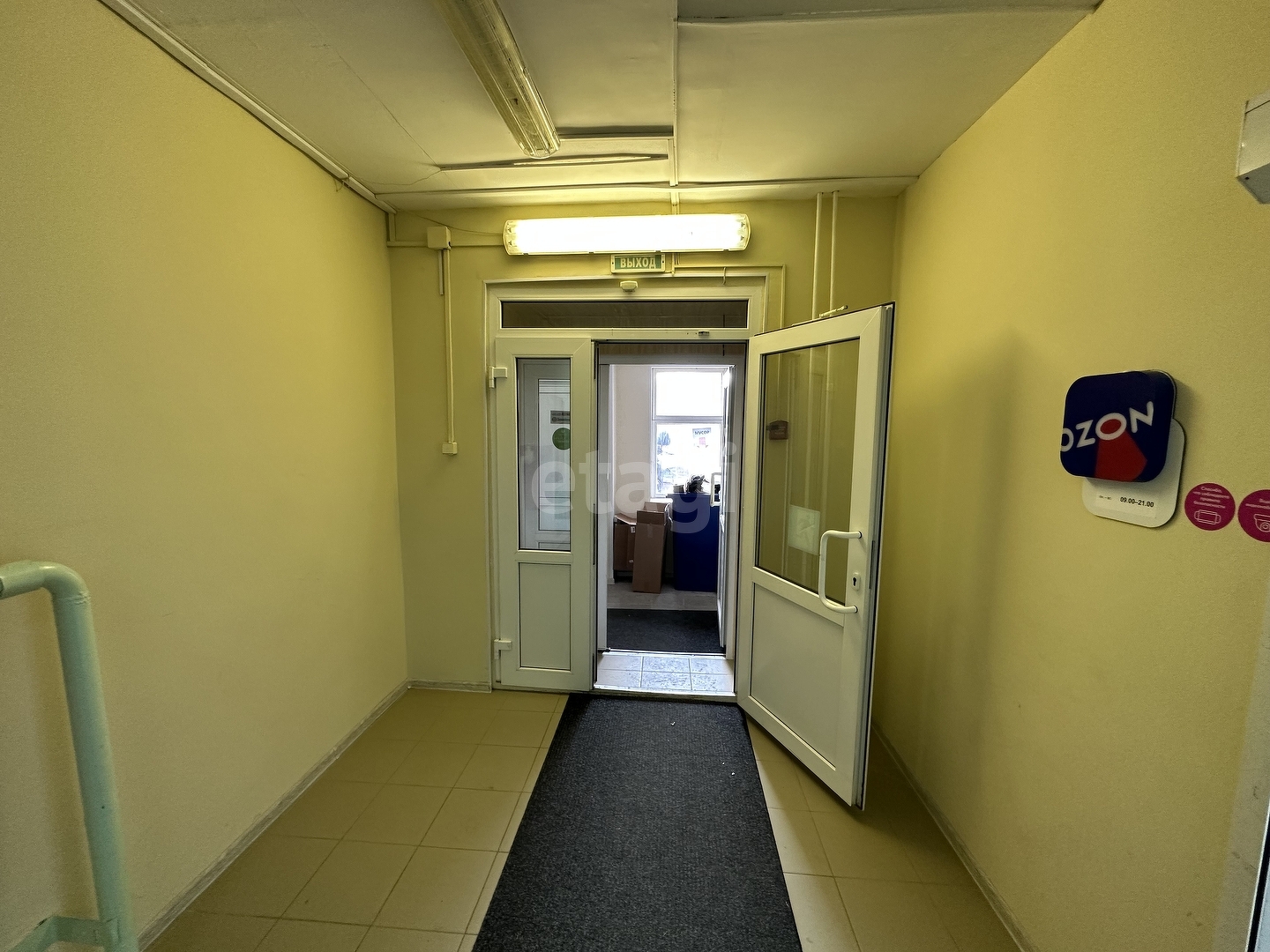 Аренда коммерческой недвижимости, 160м <sup>2</sup>, Новый Уренгой, Ямало-Ненецкий АО,  Новый Уренгой