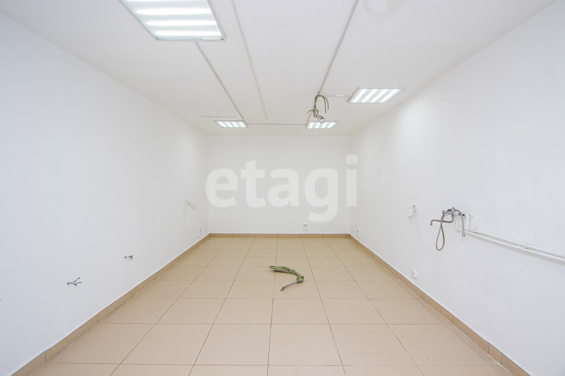 Продажа коммерческой недвижимости, 59м <sup>2</sup>, Улан-Удэ, Бурятия,  Улан-Удэ