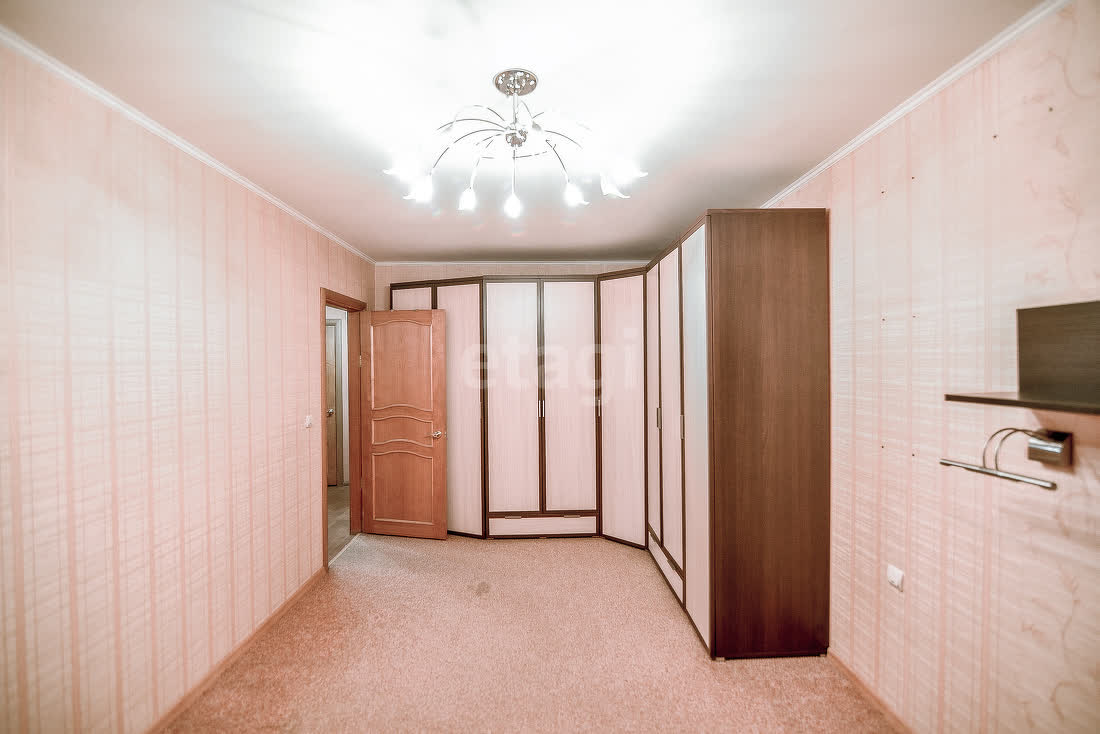 Продажа 3-комнатной квартиры, Южно-Сахалинск, Сахалинская область,  Южно-Сахалинск