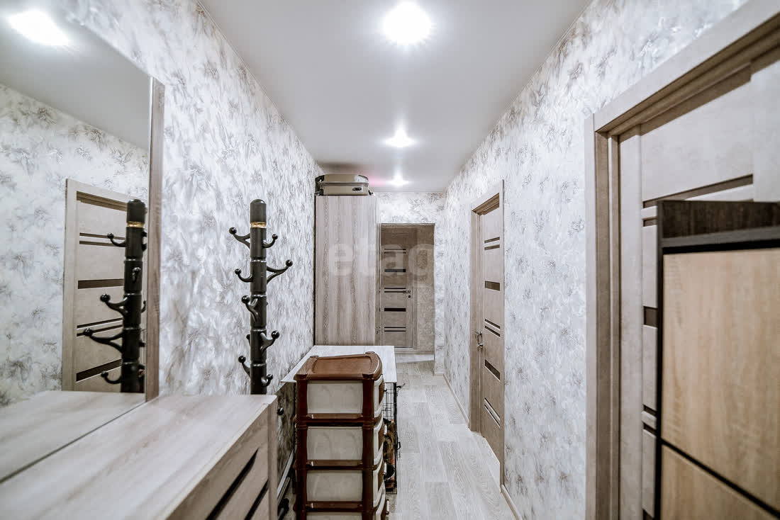 Продажа 3-комнатной квартиры, Южно-Сахалинск, Сахалинская область,  Южно-Сахалинск