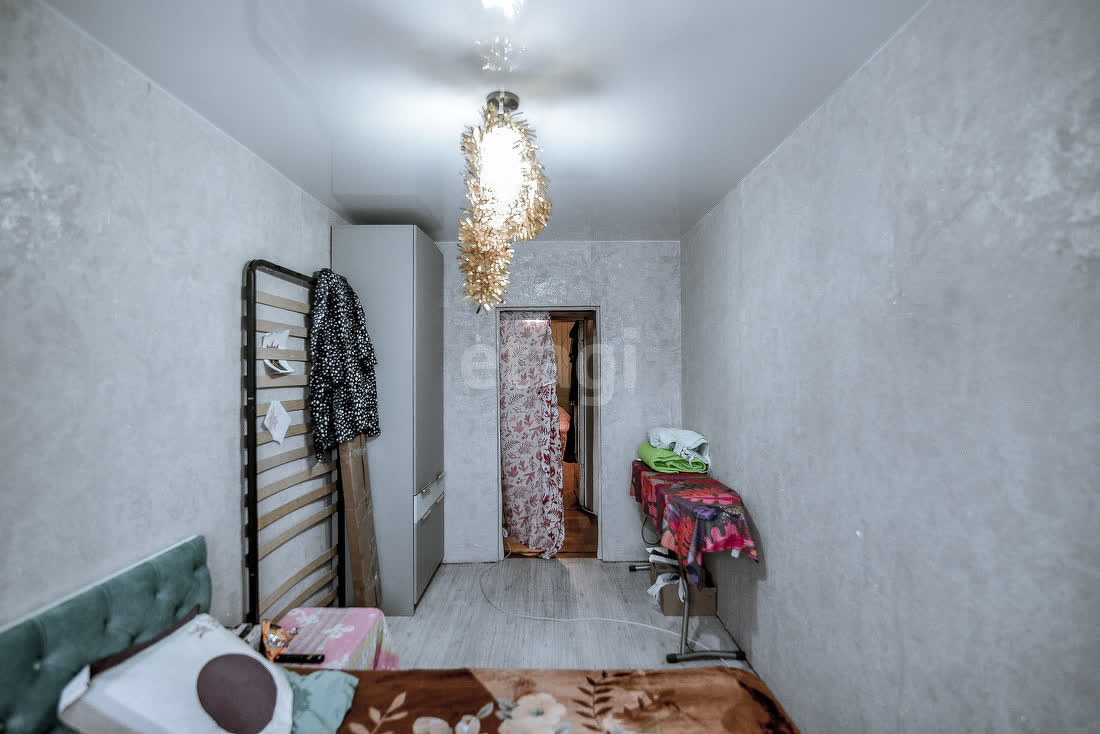 Продажа 4-комнатной квартиры, Южно-Сахалинск, Сахалинская область,  Южно-Сахалинск