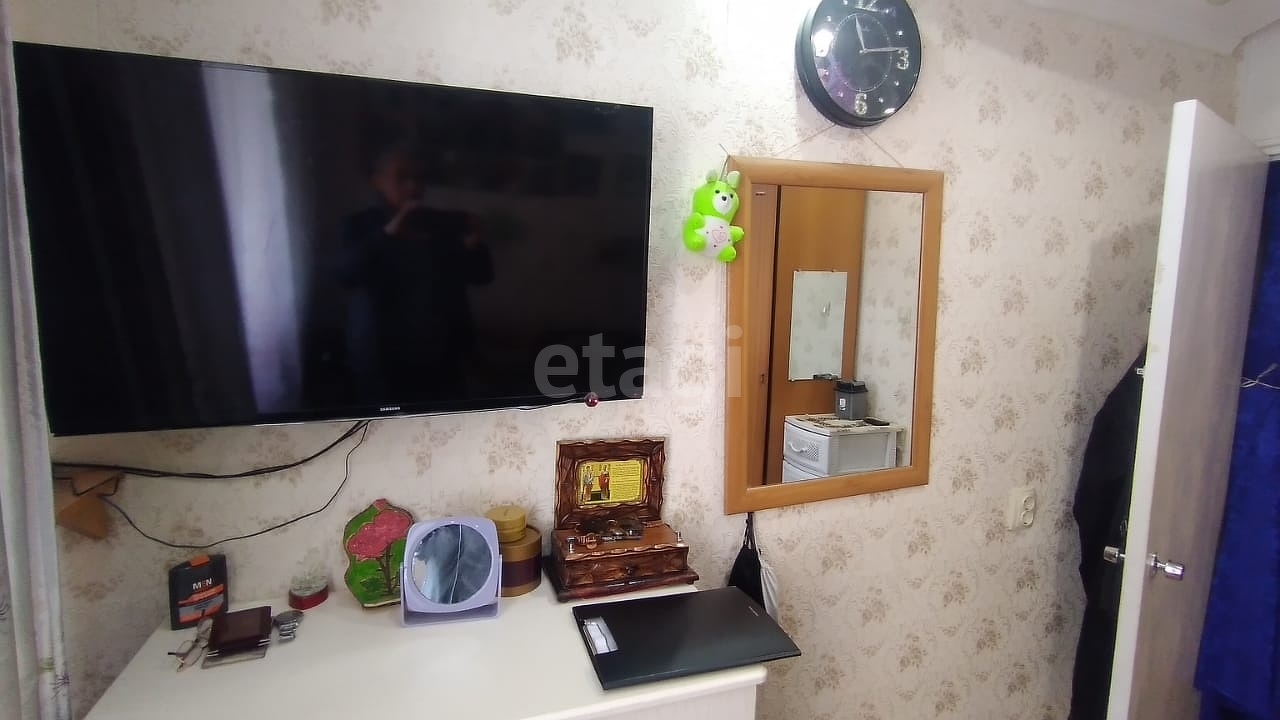 Продажа 3-комнатной квартиры, Майкоп, Димитрова,  2