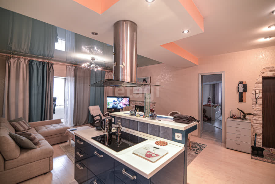 Продажа 3-комнатной квартиры, Южно-Сахалинск, Сахалинская область,  Южно-Сахалинск