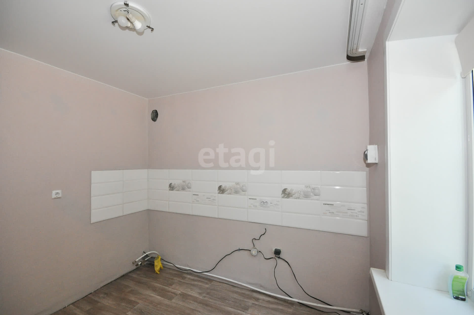 Продажа 2-комнатной квартиры, Южно-Сахалинск, Сахалинская область,  Южно-Сахалинск