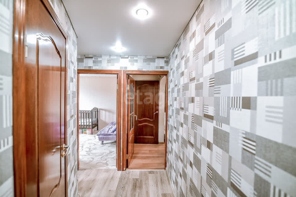 Продажа 2-комнатной квартиры, Южно-Сахалинск, Сахалинская область,  Южно-Сахалинск