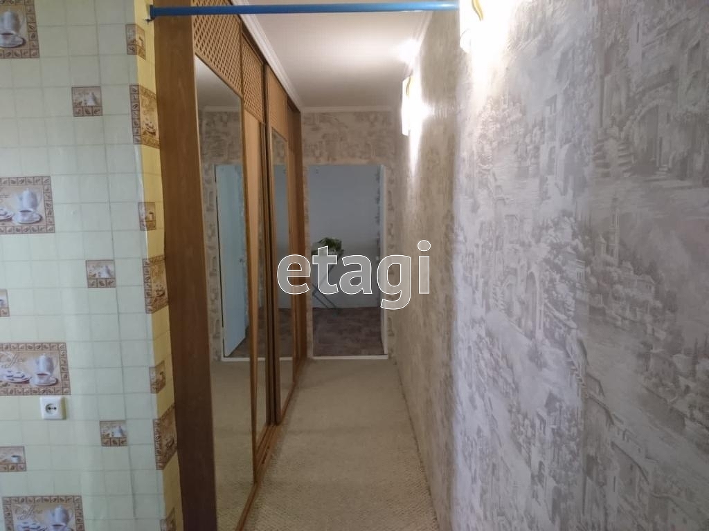 Продажа 2-комнатной квартиры, Южно-Сахалинск, Сахалинская область,  Южно-Сахалинск