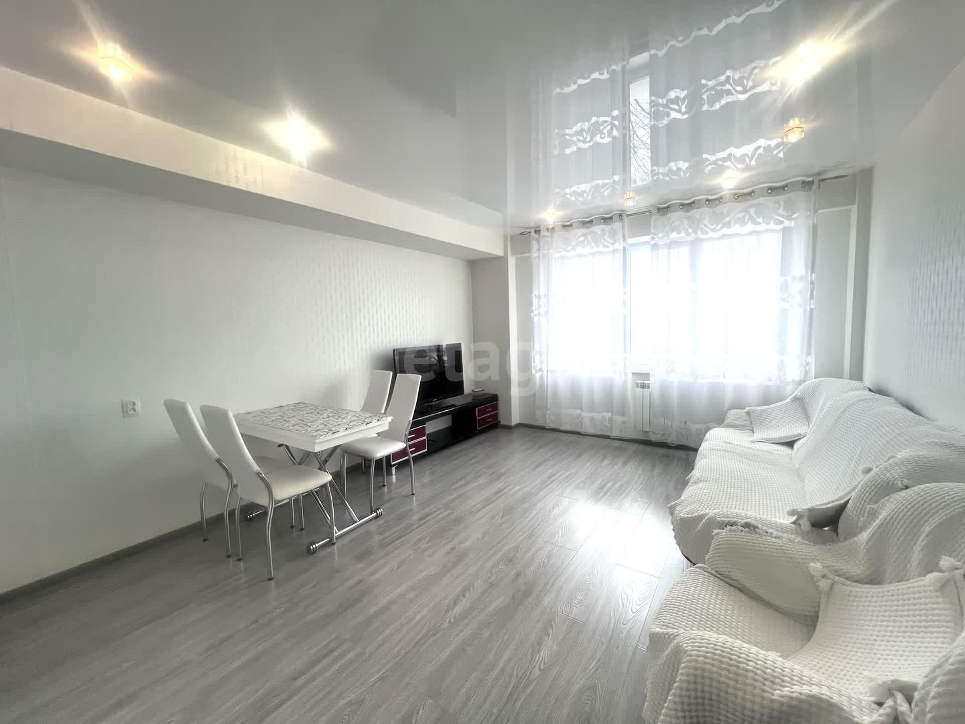 Аренда 2-комнатной квартиры, Южно-Сахалинск, Сахалинская область,  Южно-Сахалинск