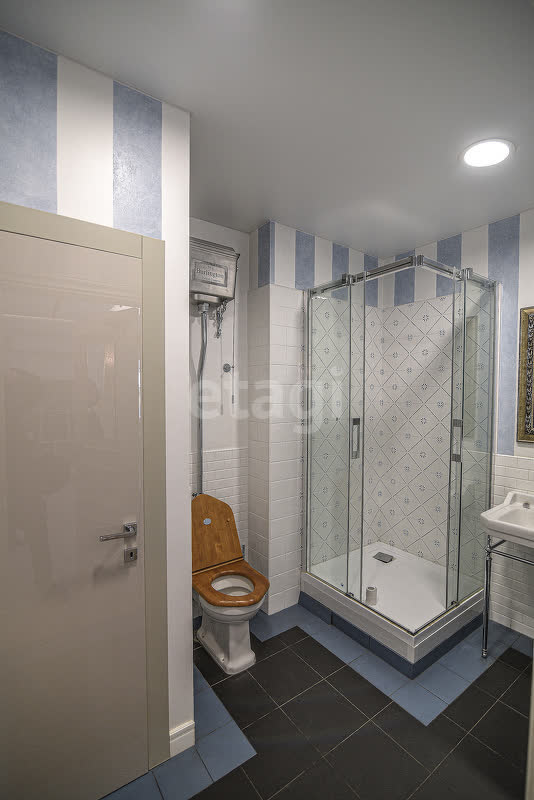 Аренда коммерческой недвижимости, 117м <sup>2</sup>, Южно-Сахалинск, Сахалинская область,  Южно-Сахалинск