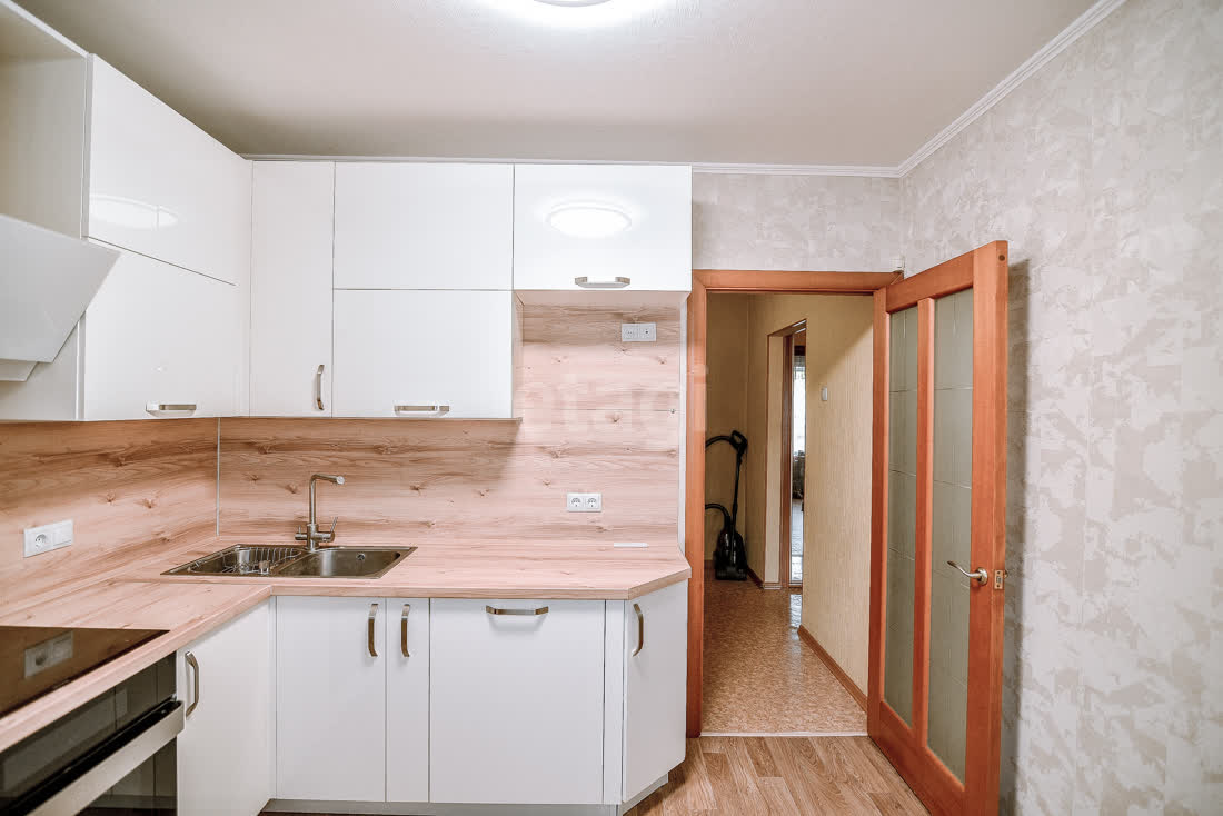 Продажа 3-комнатной квартиры, Южно-Сахалинск, Сахалинская область,  Южно-Сахалинск