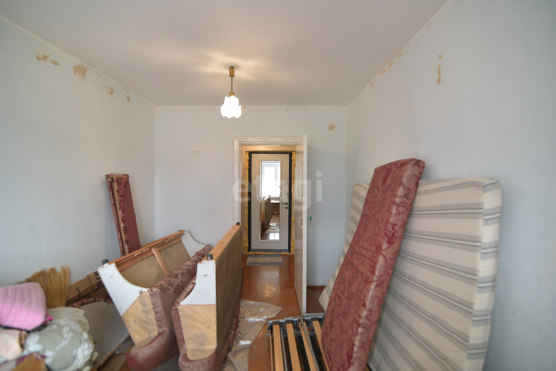 Продажа 2-комнатной квартиры, Южно-Сахалинск, Сахалинская область,  Южно-Сахалинск