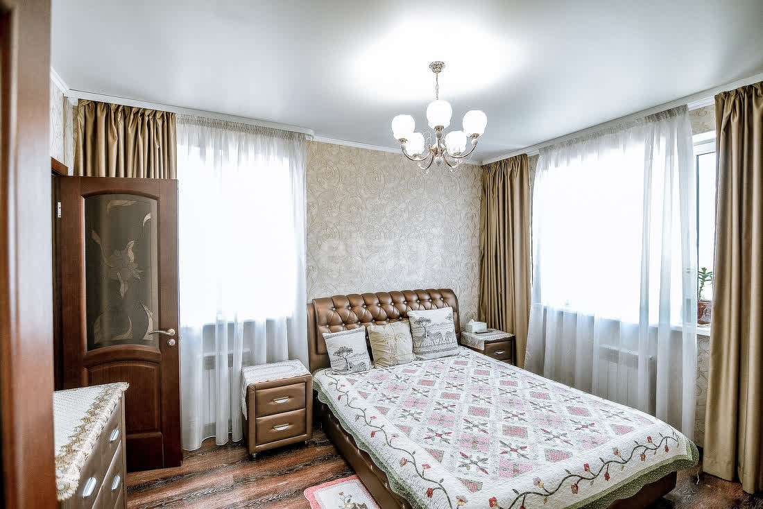 Продажа 3-комнатной квартиры, Южно-Сахалинск, Сахалинская область,  Южно-Сахалинск