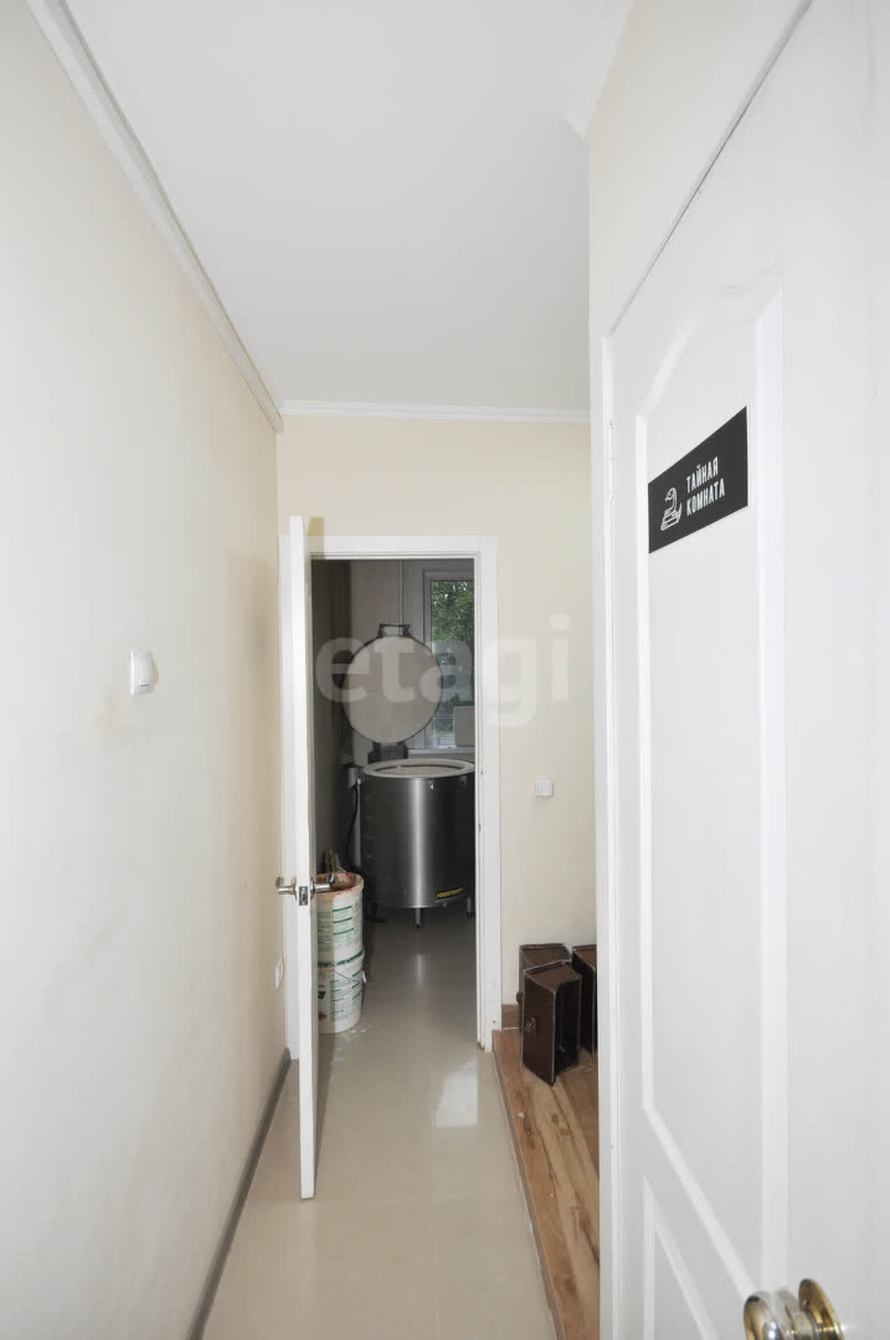 Продажа коммерческой недвижимости, 100м <sup>2</sup>, Южно-Сахалинск, Сахалинская область,  Южно-Сахалинск