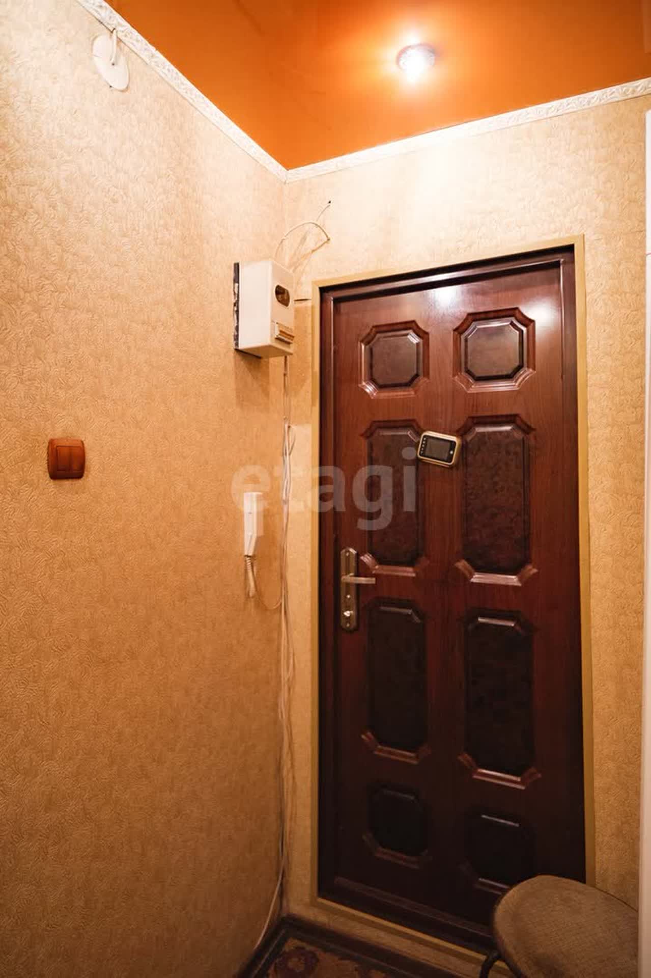 Продажа 2-комнатной квартиры, Комсомольск-на-Амуре, Интернациональный пр-т,  25