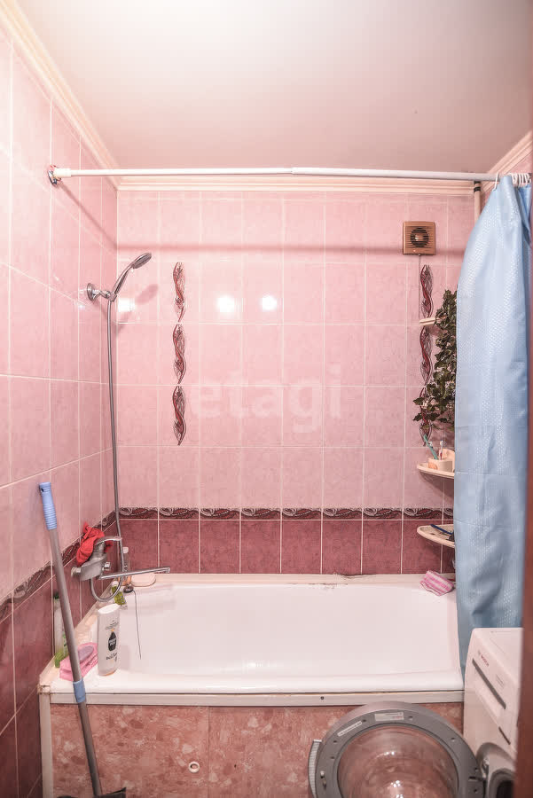 Продажа 3-комнатной квартиры, Южно-Сахалинск, Сахалинская область,  Южно-Сахалинск