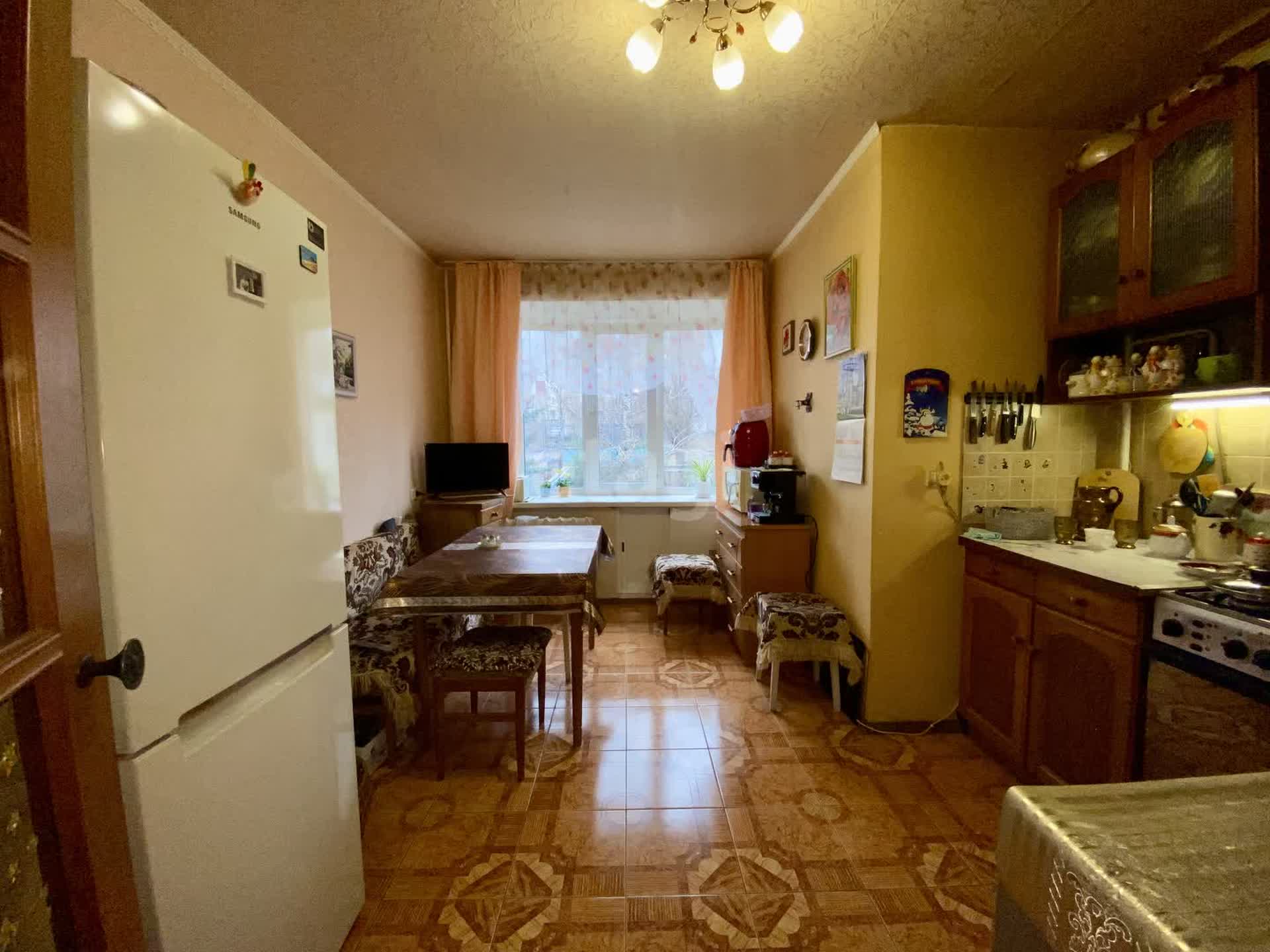 Продажа 4-комнатной квартиры, Калуга, Гагарина,  8