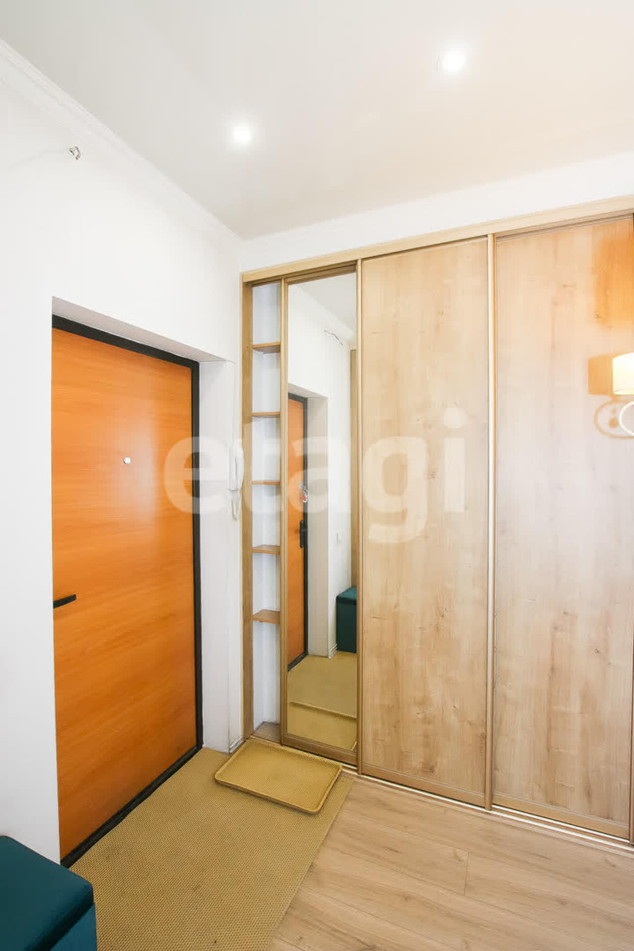 Продажа 2-комнатной квартиры, Улан-Удэ, Республика Бурятия,  Улан-Удэ