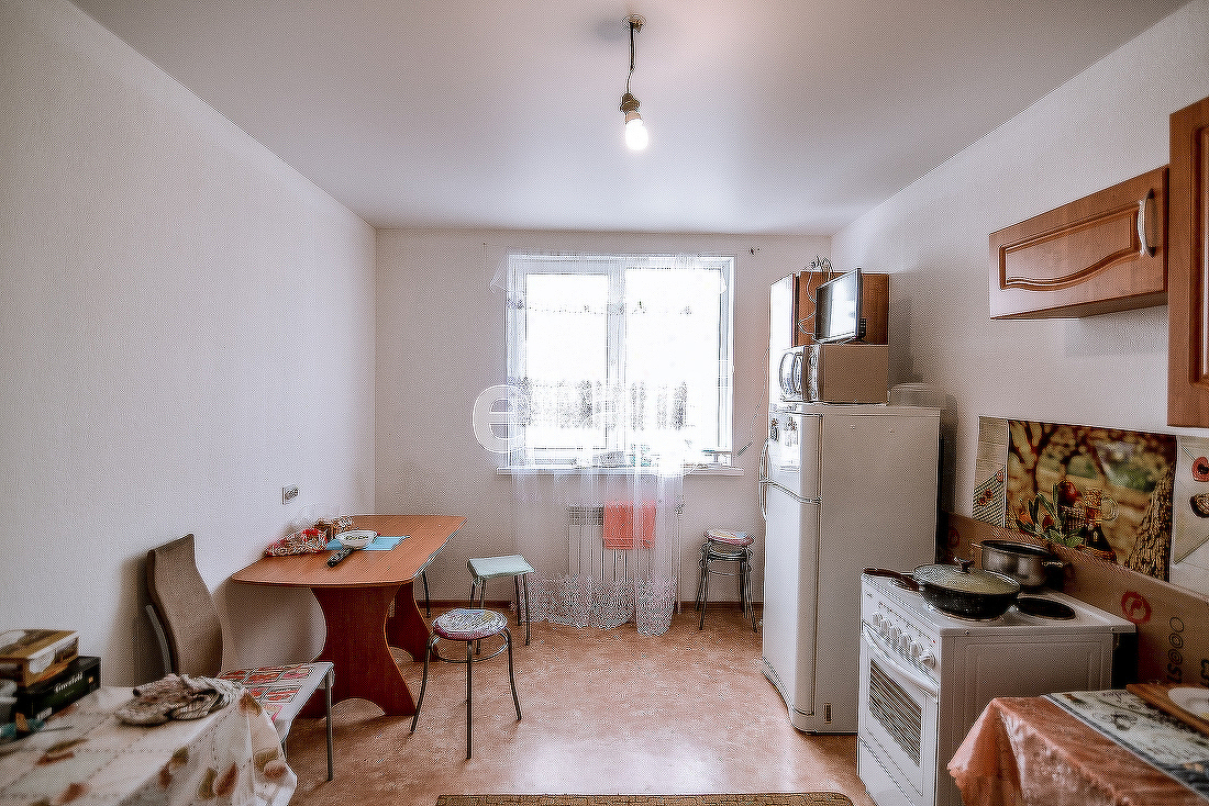 Продажа 3-комнатной квартиры, Южно-Сахалинск, Сахалинская область,  Южно-Сахалинск