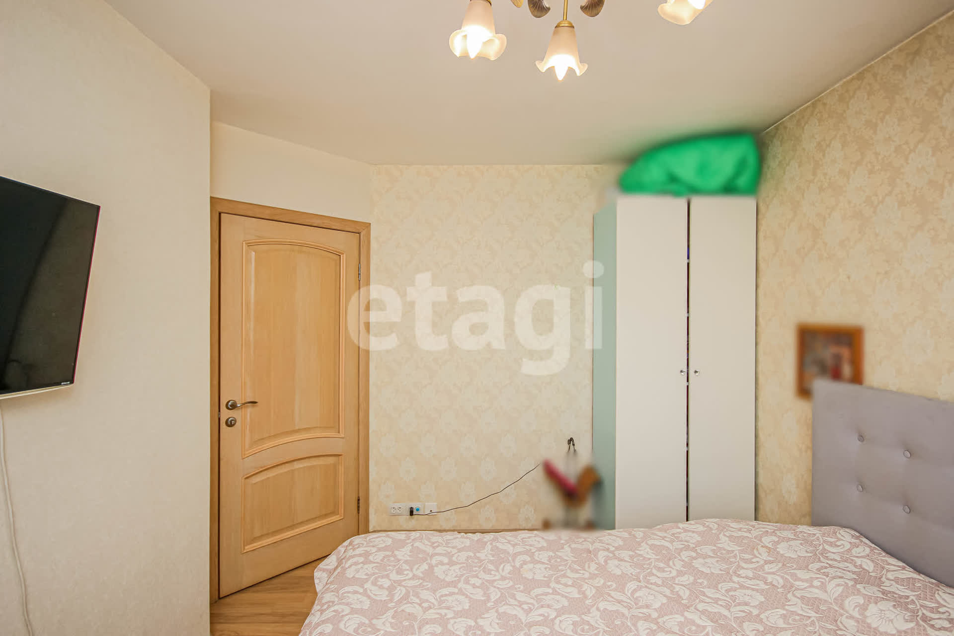 Продажа 4-комнатной квартиры, Улан-Удэ, Республика Бурятия,  Улан-Удэ