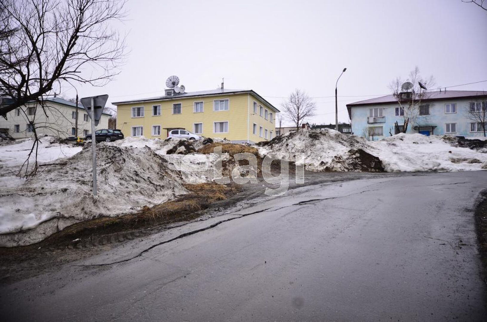 Продажа 2-комнатной квартиры, Южно-Сахалинск, Сахалинская область,  Южно-Сахалинск