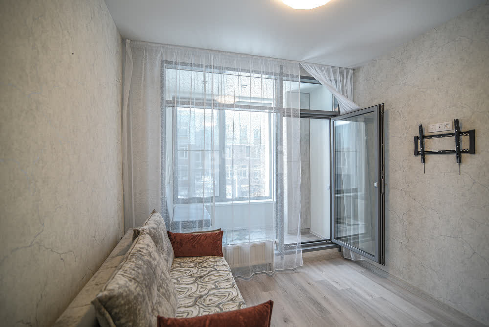 Продажа 2-комнатной квартиры, Южно-Сахалинск, Сахалинская область,  Южно-Сахалинск