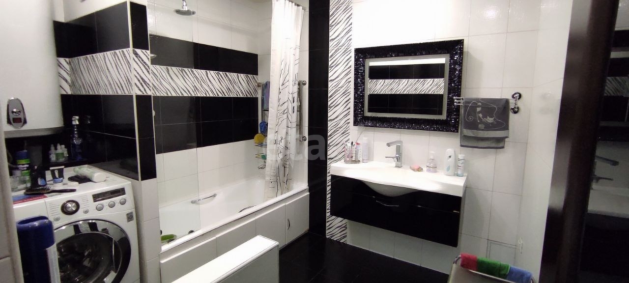 Продажа дома, 246м <sup>2</sup>, 8 сот., Улан-Удэ, Республика Бурятия,  Октябрьский