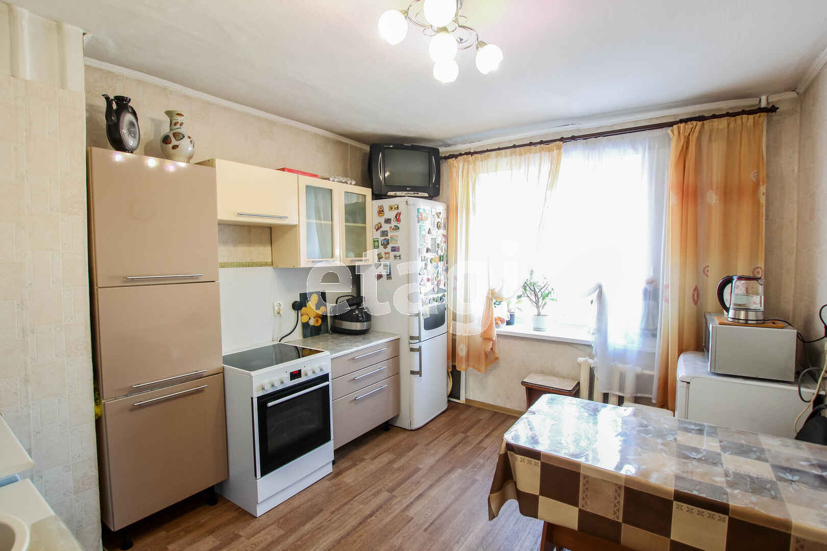 Продажа 4-комнатной квартиры, Улан-Удэ, Республика Бурятия,  Улан-Удэ