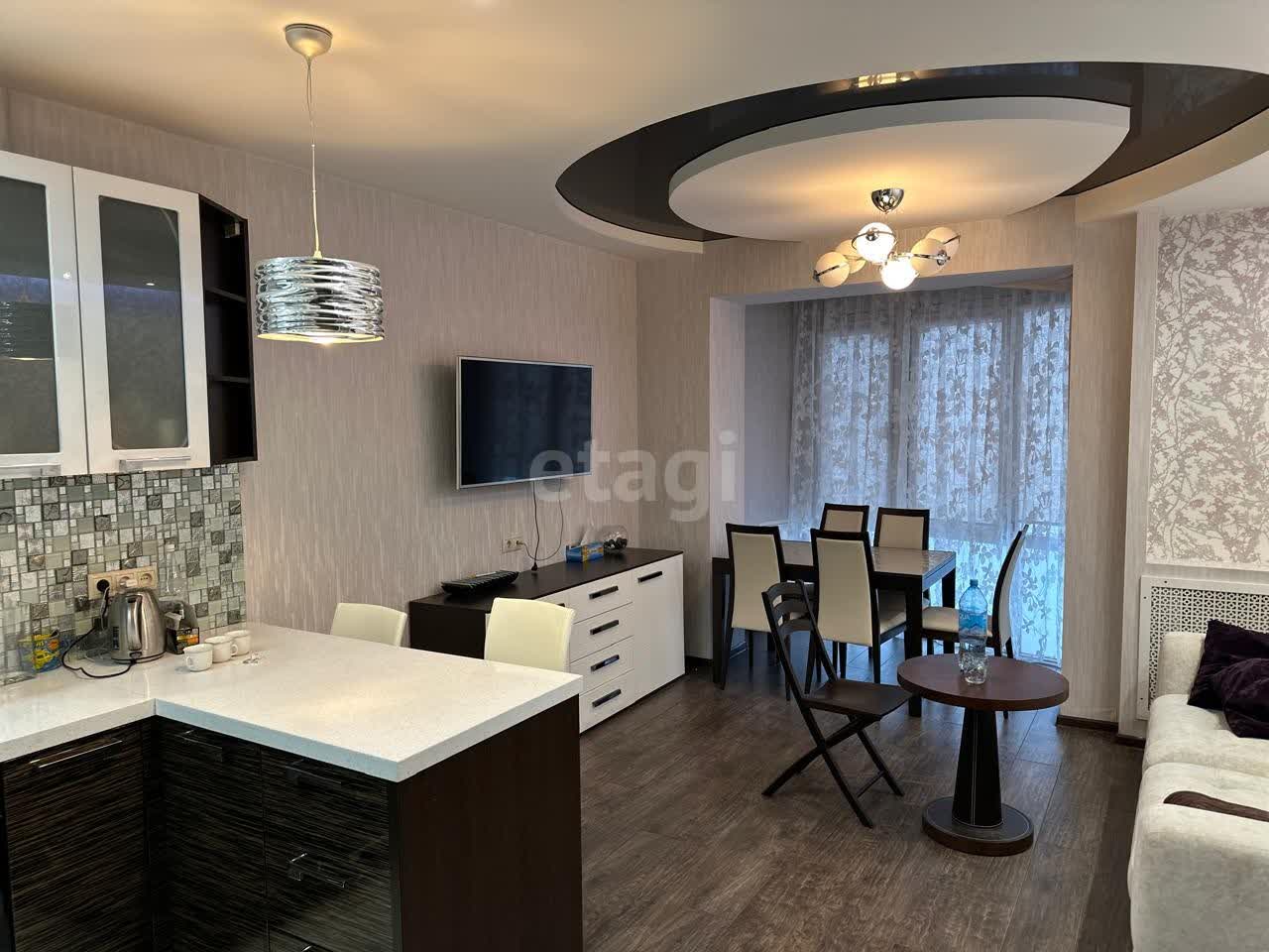 Продажа 3-комнатной квартиры, Южно-Сахалинск, Сахалинская область,  Южно-Сахалинск