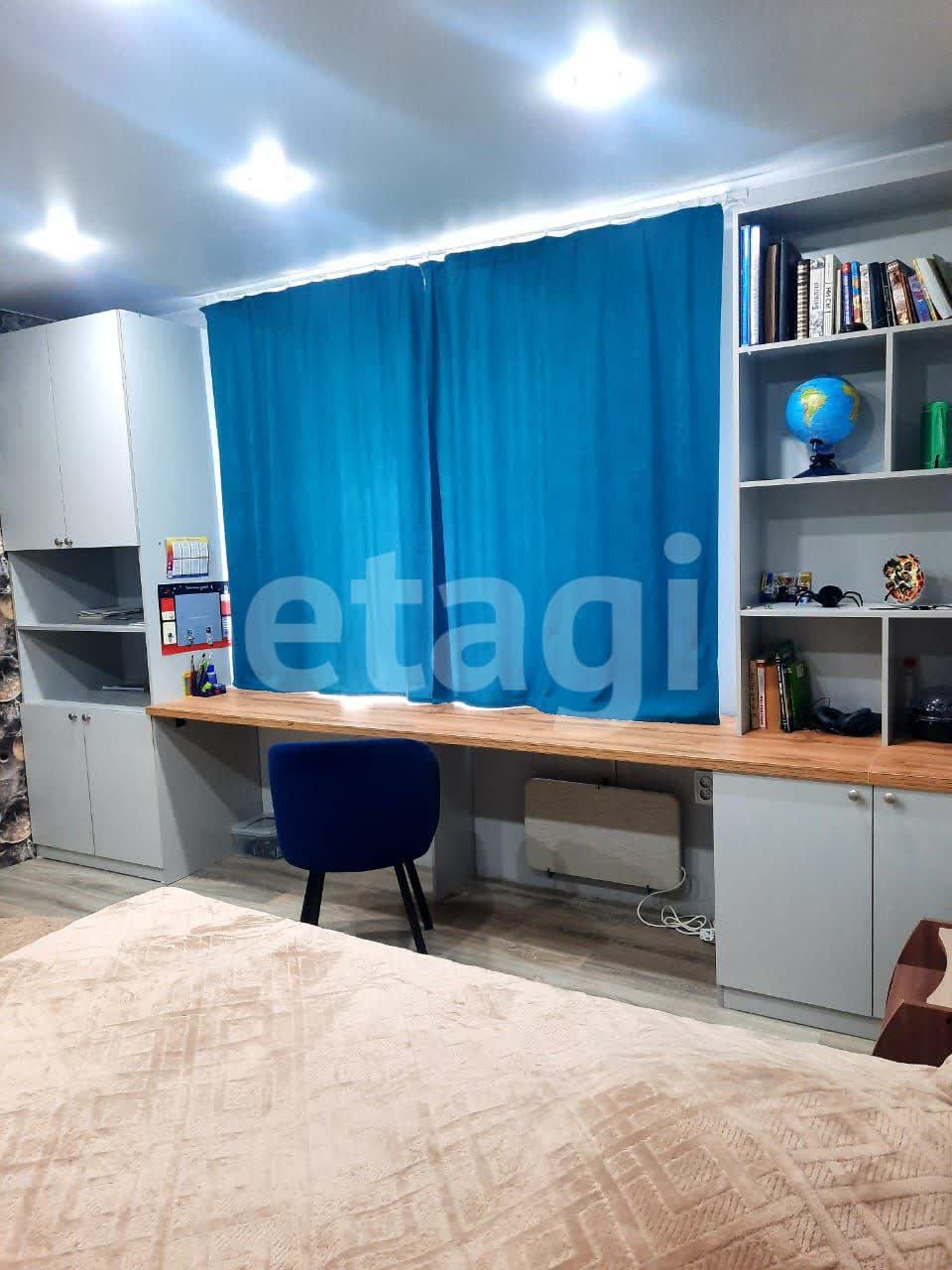 Продажа дома, 220м <sup>2</sup>, 5 сот., Улан-Удэ, Республика Бурятия,  Железнодорожный