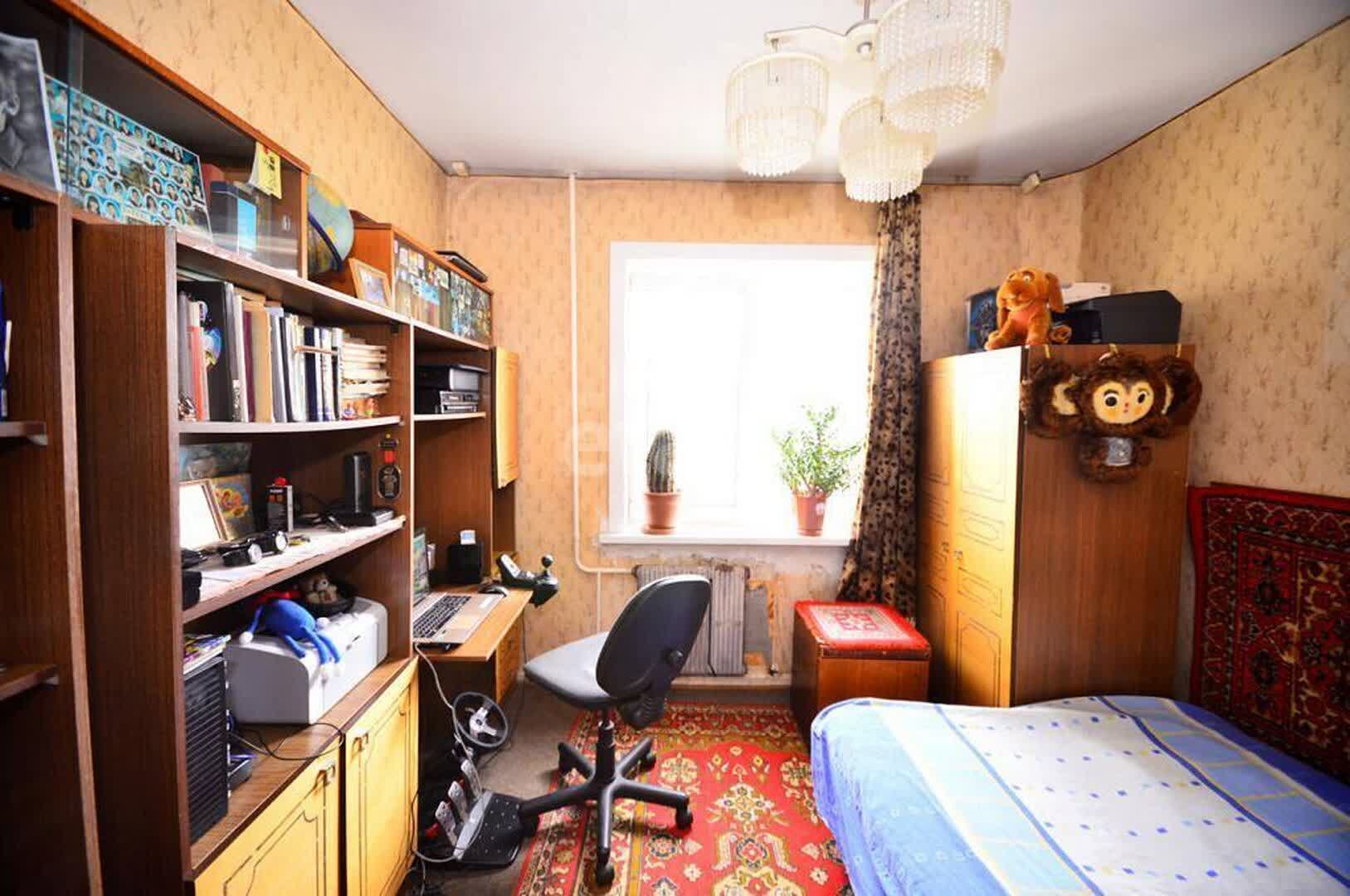 Продажа 365-комнатной квартиры, Южно-Сахалинск, Сахалинская область,  Южно-Сахалинск