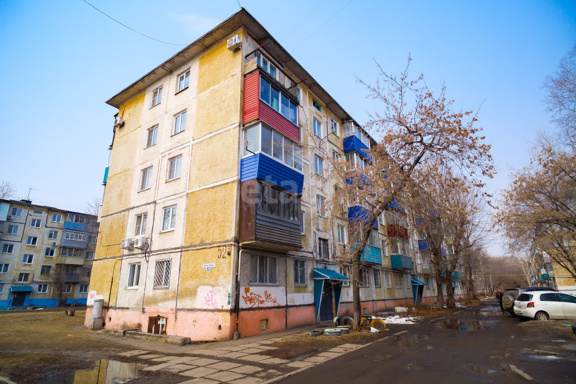 Продажа 2-комнатной квартиры, Комсомольск-на-Амуре, Аллея Труда,  52 к 2