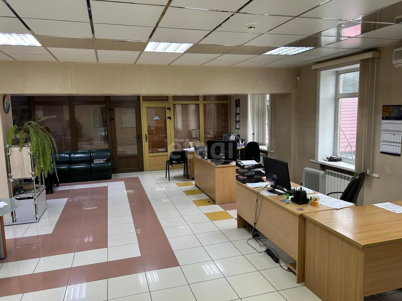 Аренда коммерческой недвижимости, 50м <sup>2</sup>, Южно-Сахалинск, Сахалинская область,  Южно-Сахалинск